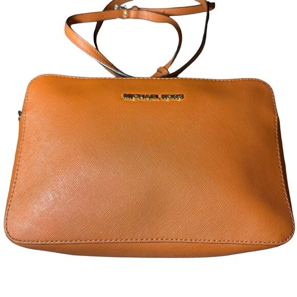 Michael Kors Large Jet Set Item East
West Crossbody orange Saffiano leather - Picture 1 of 14